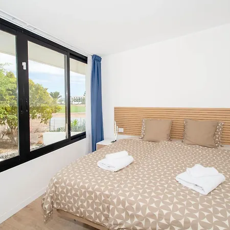Charming 3-br With Pool, En-suite Bathrooms & Parking, Amarilla Golf * San Miguel de Abona