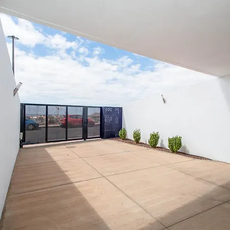 别墅 Charming 3-br With Pool, En-suite Bathrooms & Parking, Amarilla Golf